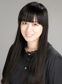 Director (part-time)　Narusawa Rie
