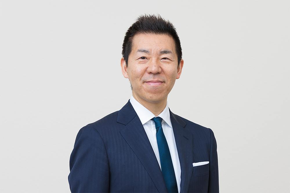 代表取締役
